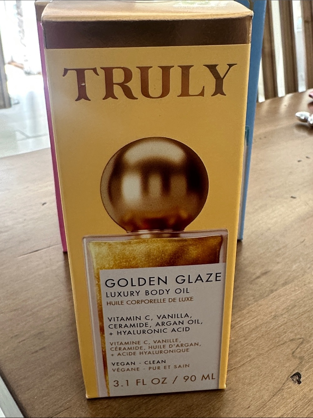 TRULY Golden Glaze Luxury Body Oil - Gold
